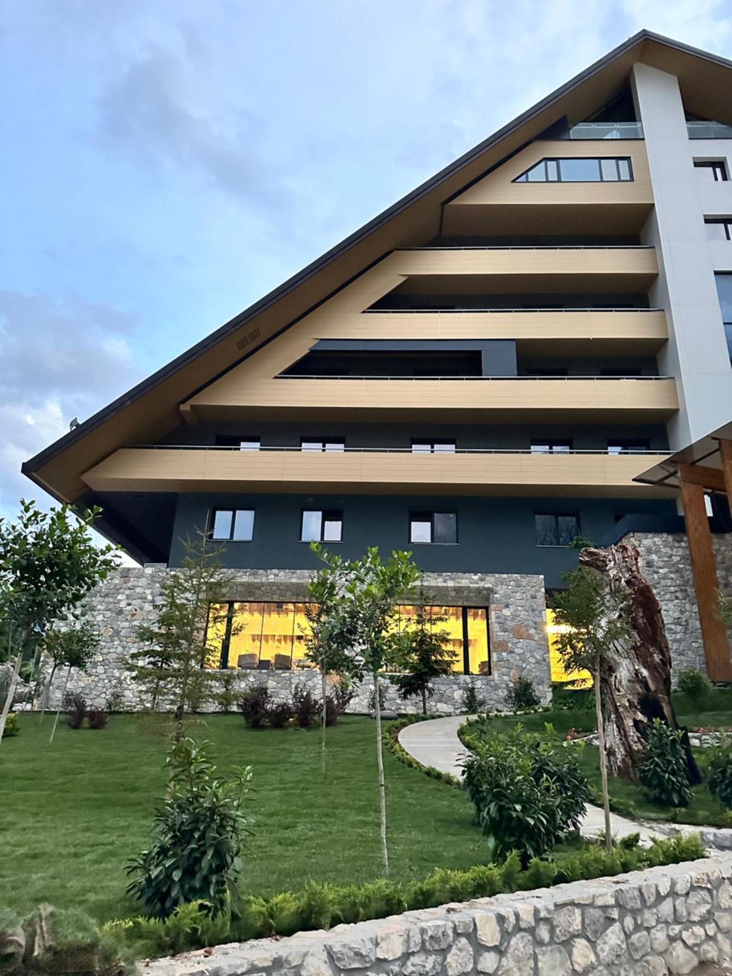 Valbona Resort & Spa Valbone Exterior foto